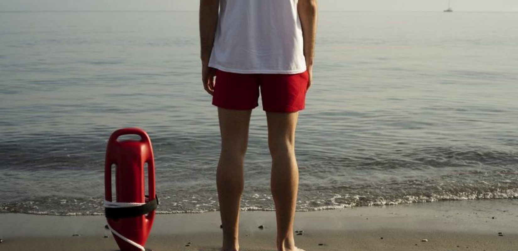 Γιατί συνεχίζουμε να χάνουμε ζωές στις παραλίες