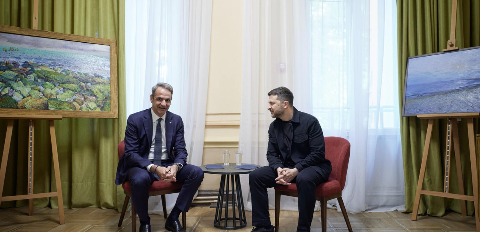 Τηλεφωνική επικοινωνία K. Μητσοτάκη με B. Ζελένσκι – Τι συζήτησαν