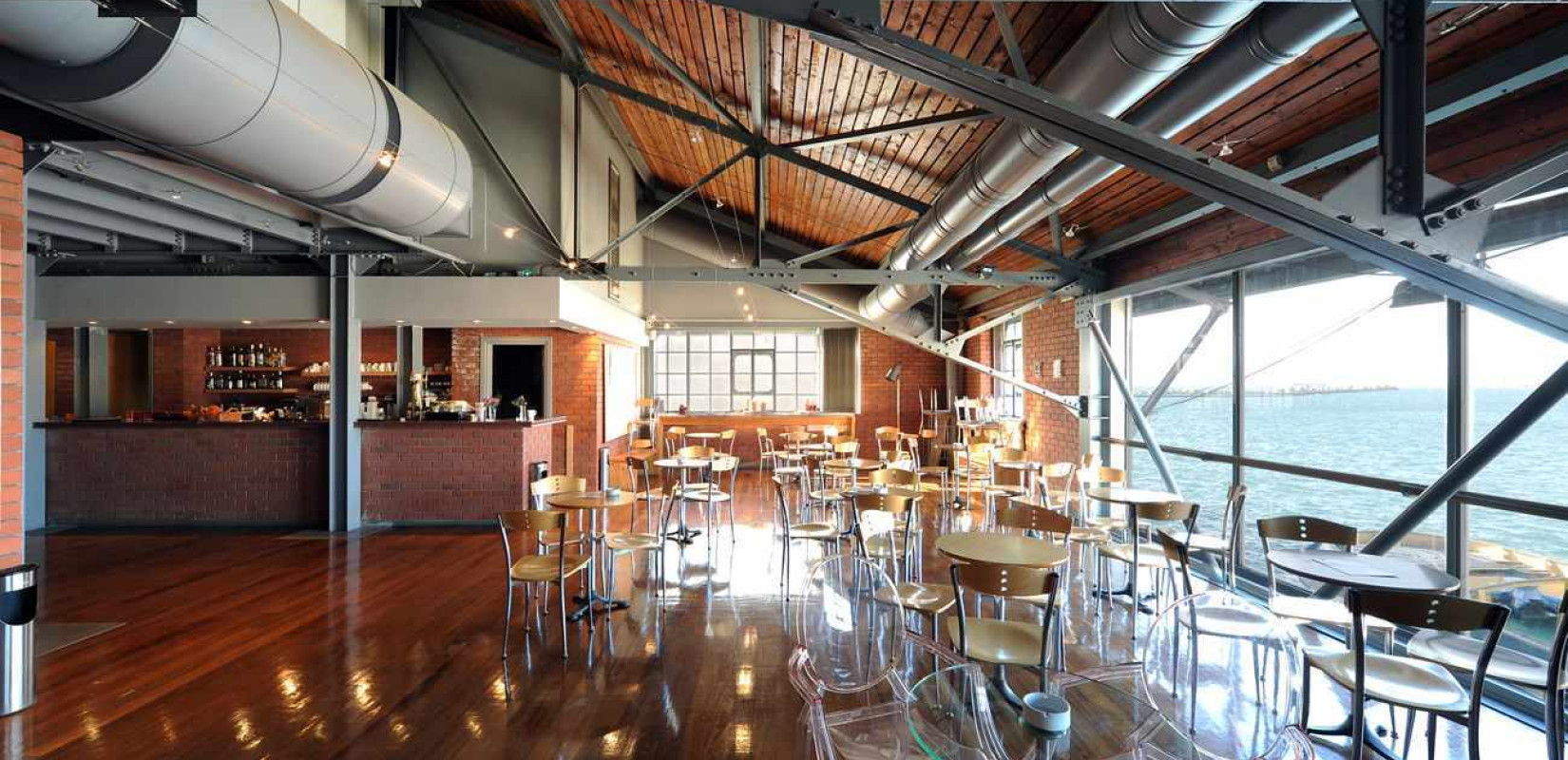 Θεσσαλονίκη: Ανοίγει ξανά το καφέ του Μουσείου Φωτογραφίας - Άνοιξε το Momus Lounge