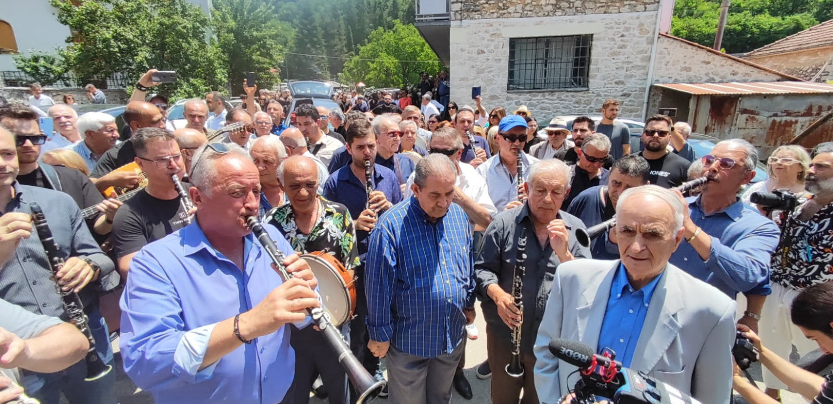 Ιωάννινα: Το τελευταίο αντίο στον Πετρολούκα Χαλκιά