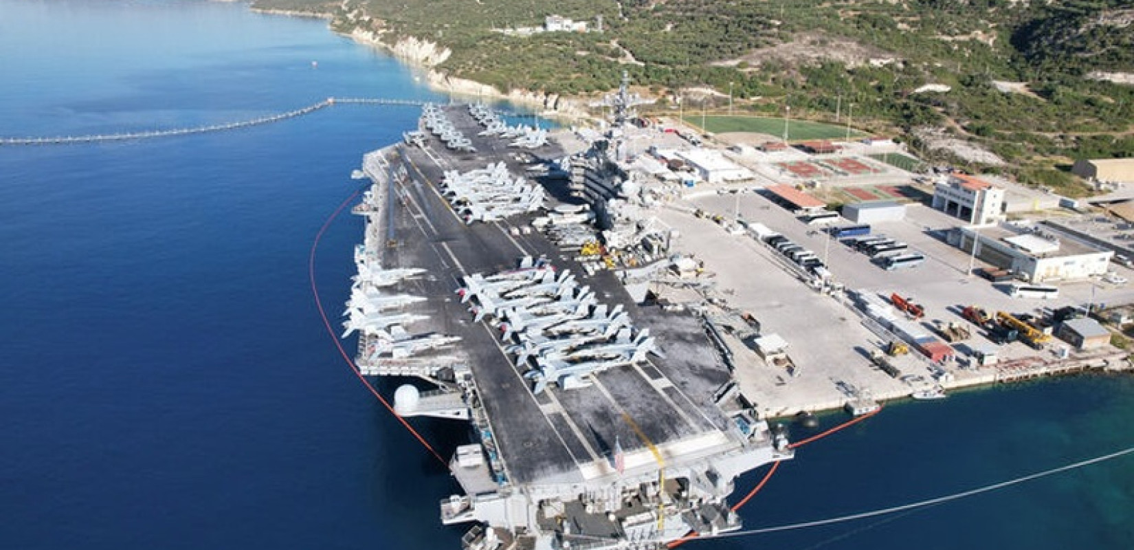 Κρήτη: Συνελήφθη 26χρονος Αζέρος να φωτογραφίζει τις αεροναυτικές βάσεις στη Σούδα - Πάνω από 5.000 οι φωτογραφίες