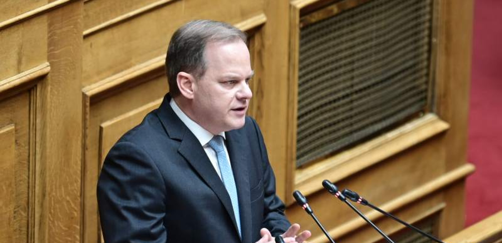 Προανακριτική για τα Τέμπη: Παραπομπή στο Δικαστικό Συμβούλιο ζητά ο Κώστας Αχ. Καραμανλής - Κατέθεσε με υπόμνημα