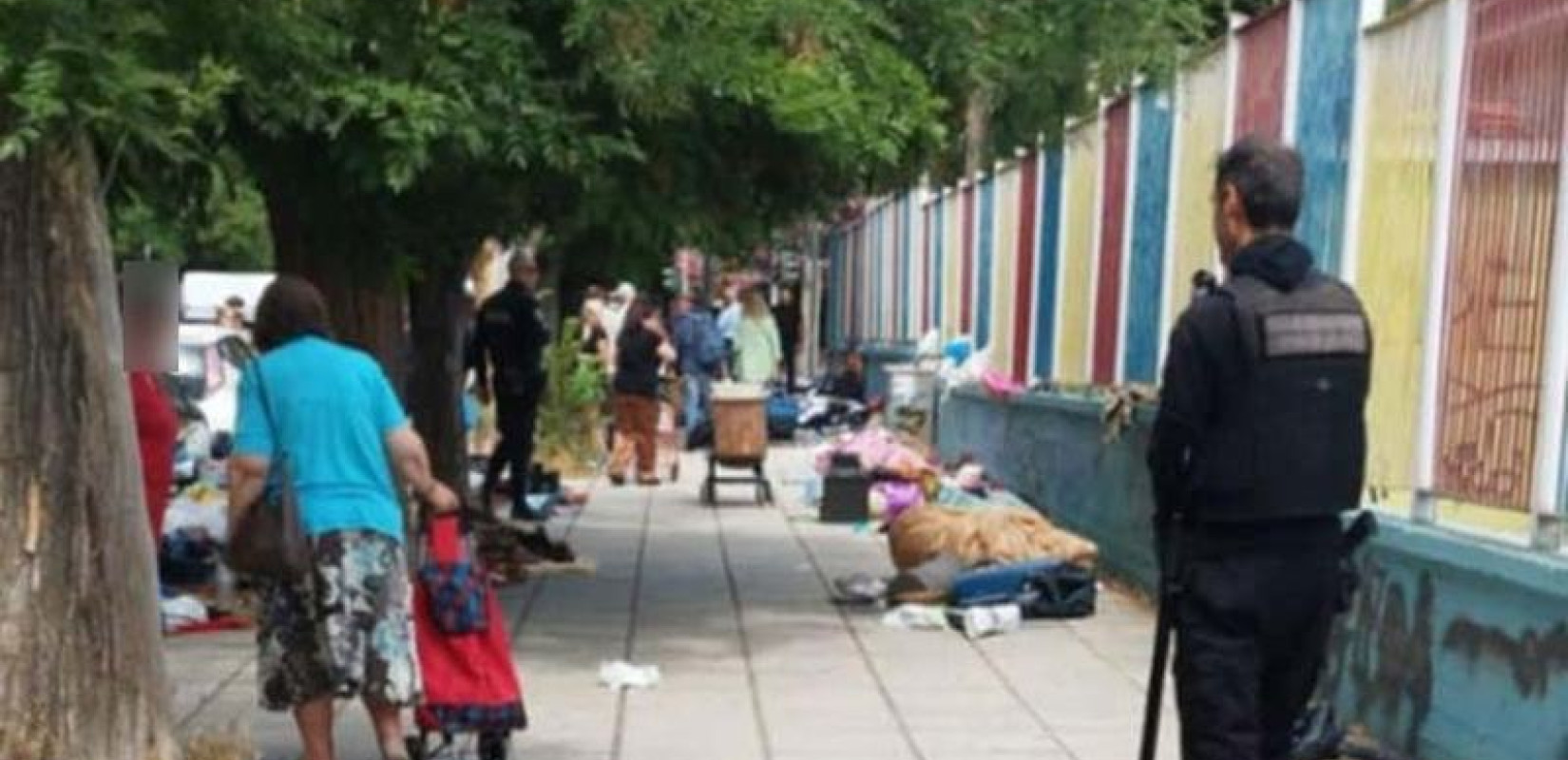 Θεσσαλονίκη:  «Μπλόκο» της ΕΛΑΣ για το παρεμπόριο στις λαϊκές αγορές - Κατασχέθηκαν σχεδόν 700 «μαϊμού» προϊόντα