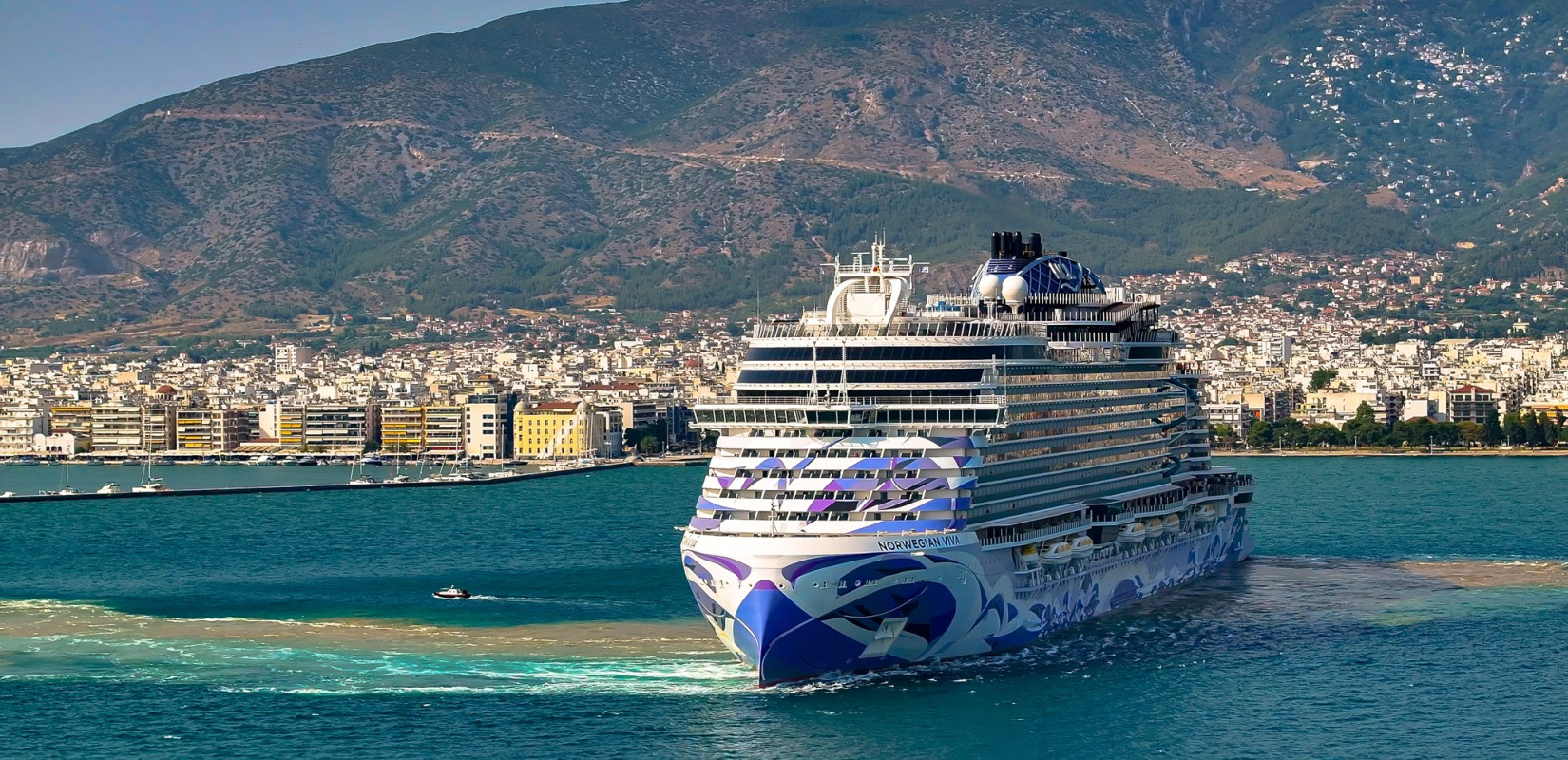 Ακτοπλοΐα: Αποζημίωση για τις κοινωνικές εκπτώσεις και τις ενδομεταφορές λόγω των επιπτώσεων του πολέμου