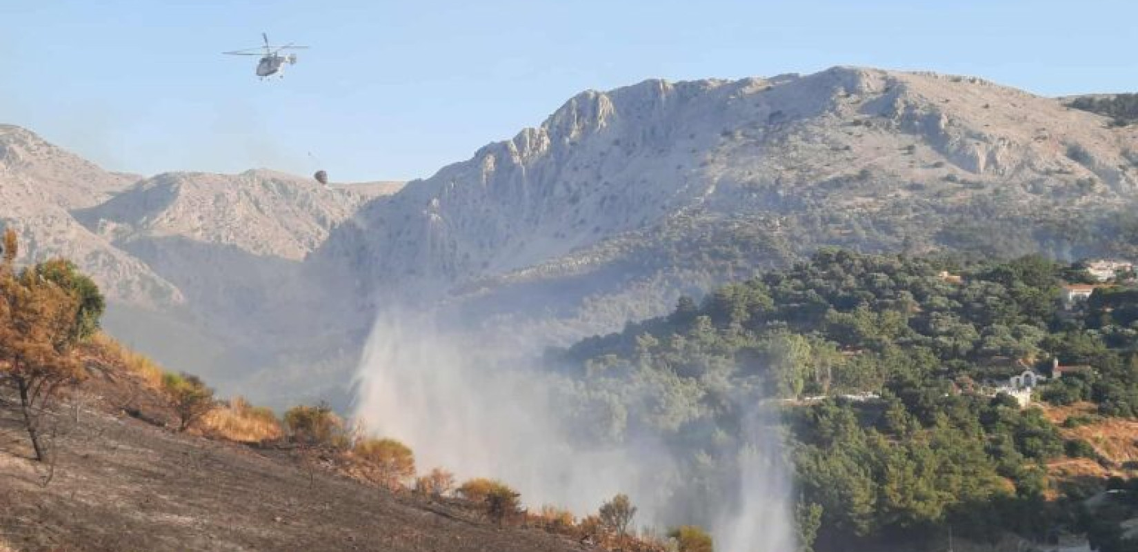 Φωτιά στη Χίο: Βελτιωμένη η κατάσταση - Μάχη με τις αναζωπυρώσεις