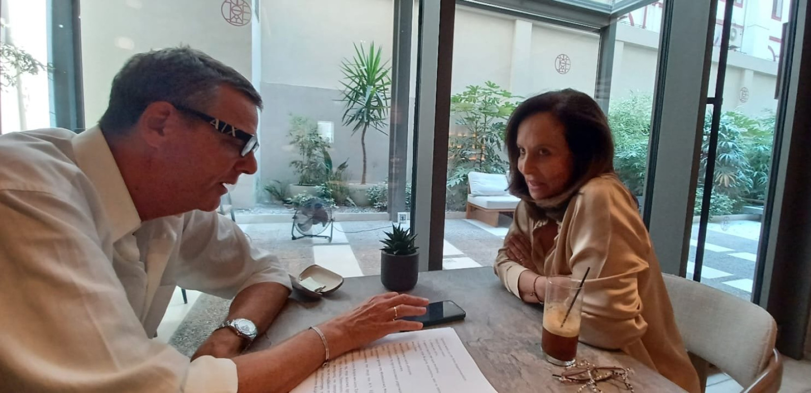 Πρωινός καφές με την Άννα Διαμαντοπούλου (βίντεο)