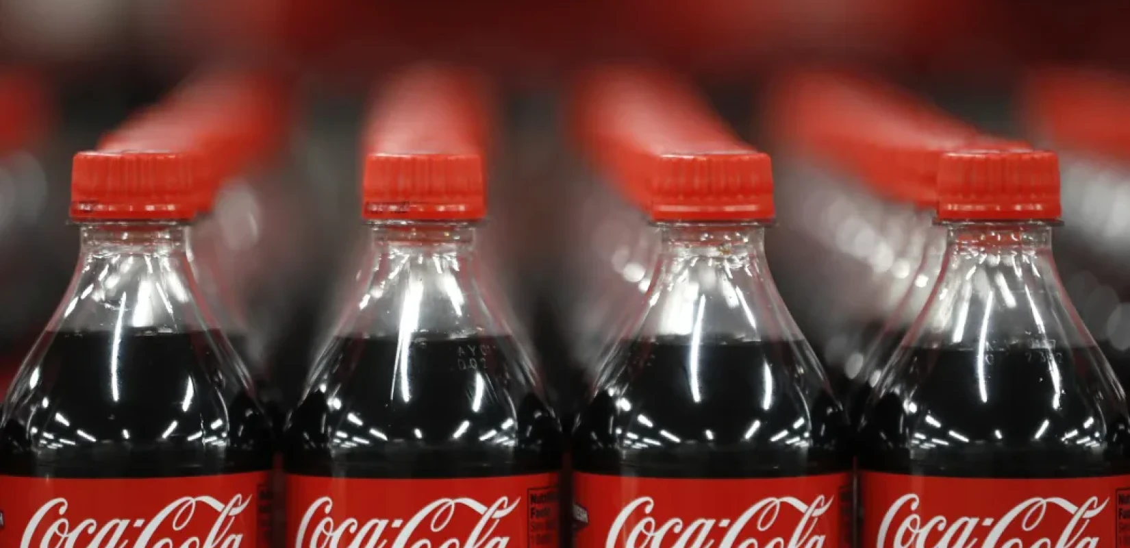 Ούτε η Coca Cola δε γλίτωσε από τον Τραμπ - Το συστατικό που ενδέχεται να αντικατασταθεί