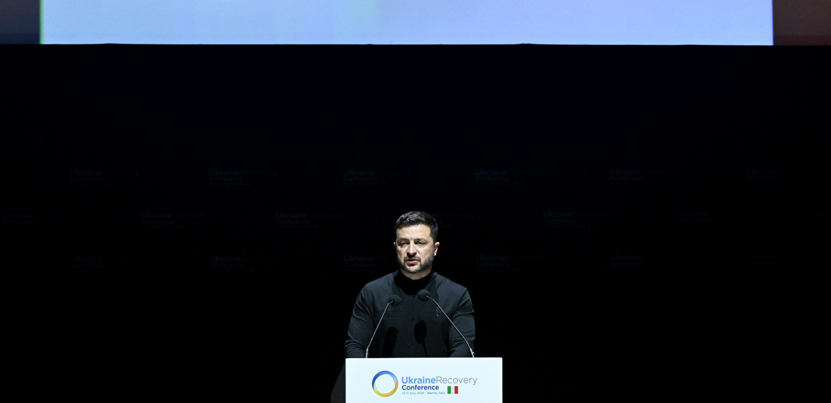 Η ΕΕ υπόσχεται 2,3 δισεκατομμύρια ευρώ για την ανοικοδόμηση της Ουκρανίας