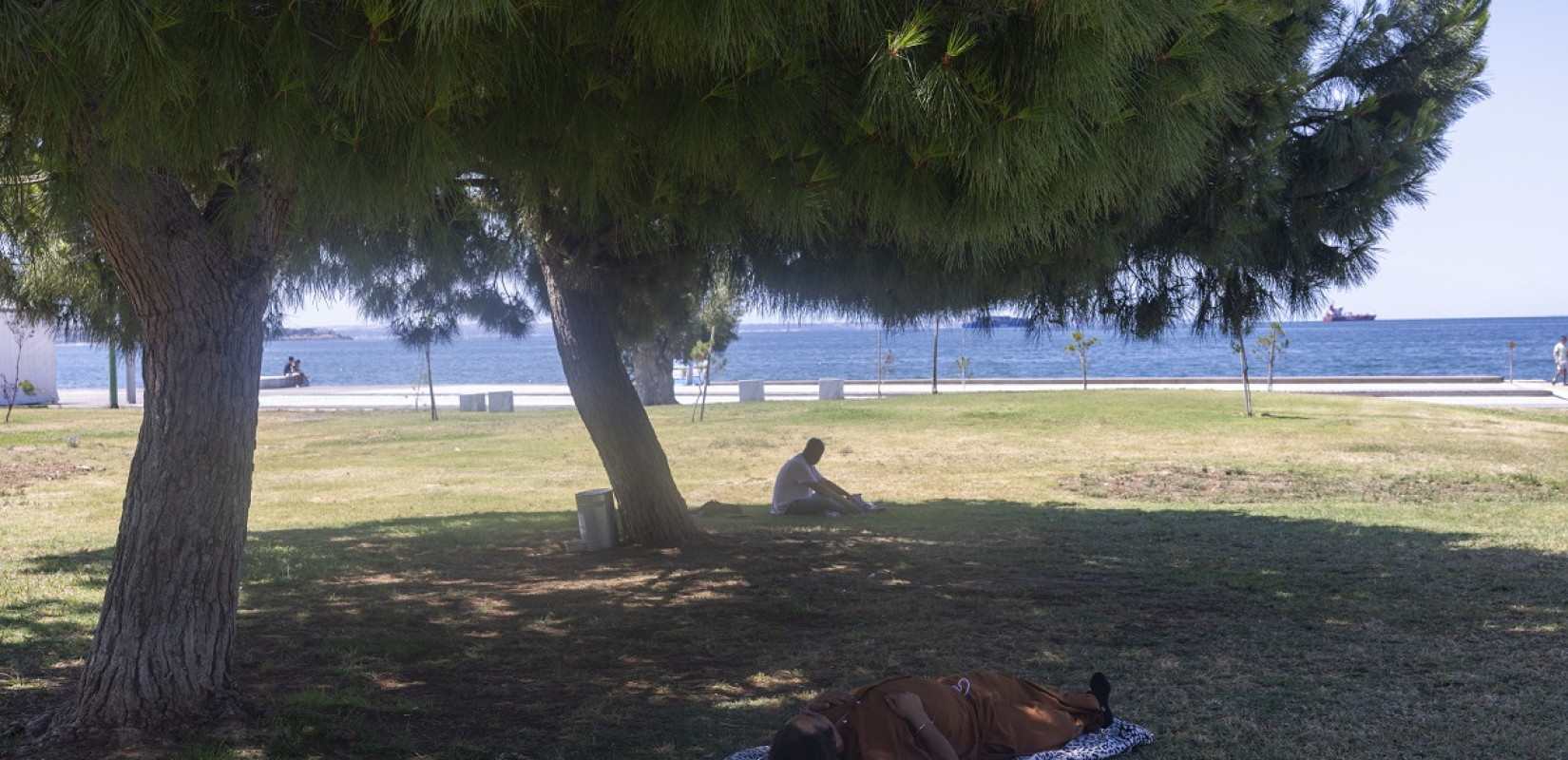 Συνεχίζεται και σήμερα ο καύσωνας σε όλη τη χώρα - Μέχρι 39 βαθμούς στη Θεσσαλονίκη