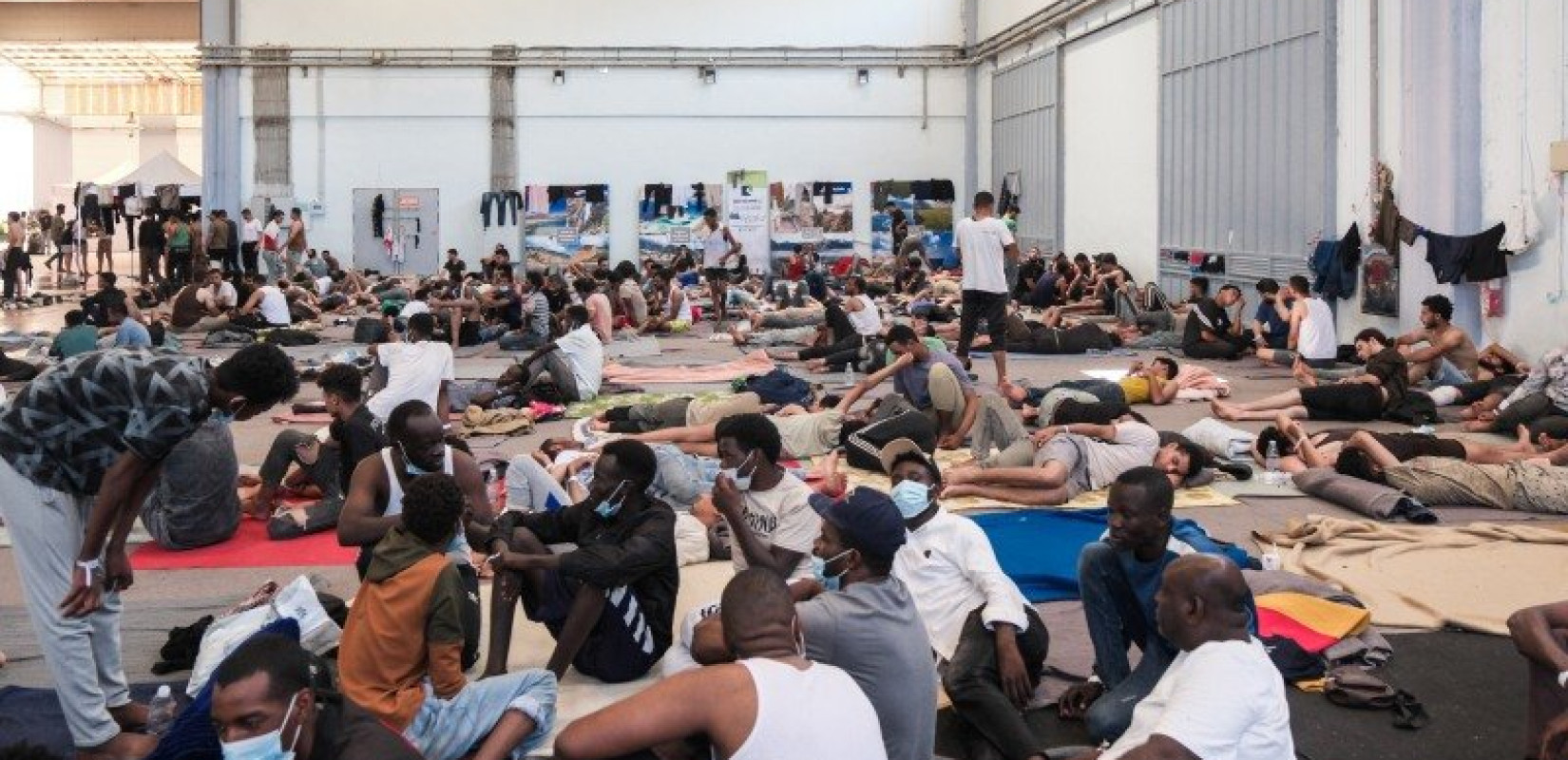 Η Ελλάδα κλείνει τη δίοδο στις μεταναστευτικές ροές με δέσμη μέτρων - Ψηφίζεται σήμερα η τροπολογία για την αναστολή του ασύλου