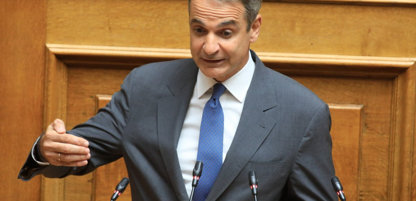 Βουλή - Κυρ. Μητσοτάκης: Δεν δέχομαι τον όρο «γαλάζια συμμορία» από ένα κόμμα, που έχει στιγματίσει την πολιτική ζωή της χώρας