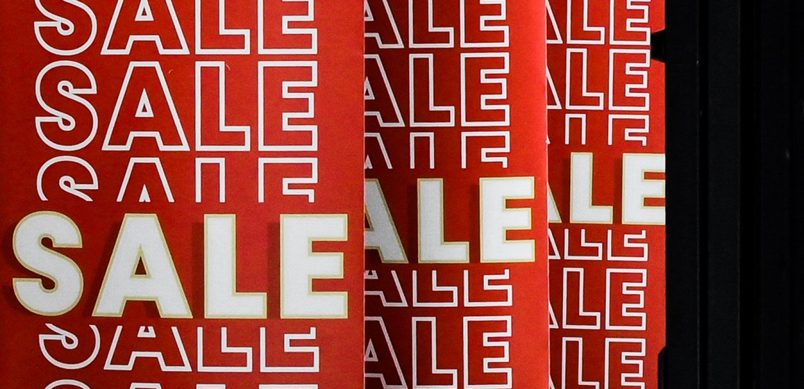 Θεσσαλονίκη: Το μετέωρο βήμα της «μουδιασμένης» θερινής αγοράς