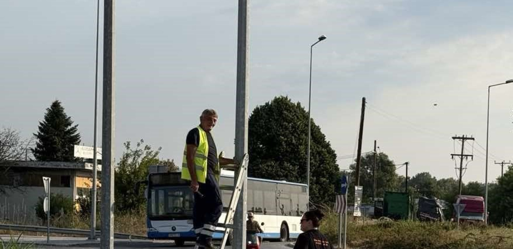Δήμος Κατερίνης: Επιχείρηση κατά της αφισορύπανσης