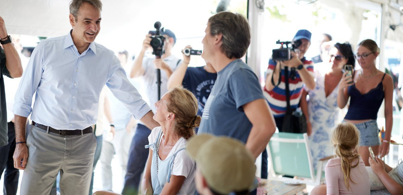 Μητσοτάκης από Σκιάθο: Εργαζόμαστε για λύσεις κόντρα στην τοξικότητα