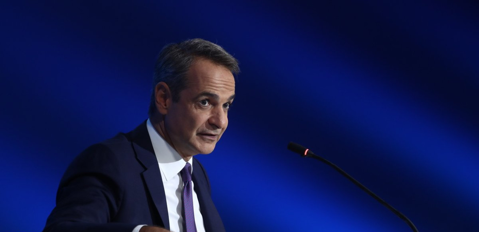 Μάχη διαρκείας «εντός και εκτός» για τον Κυριάκο Μητσοτάκη