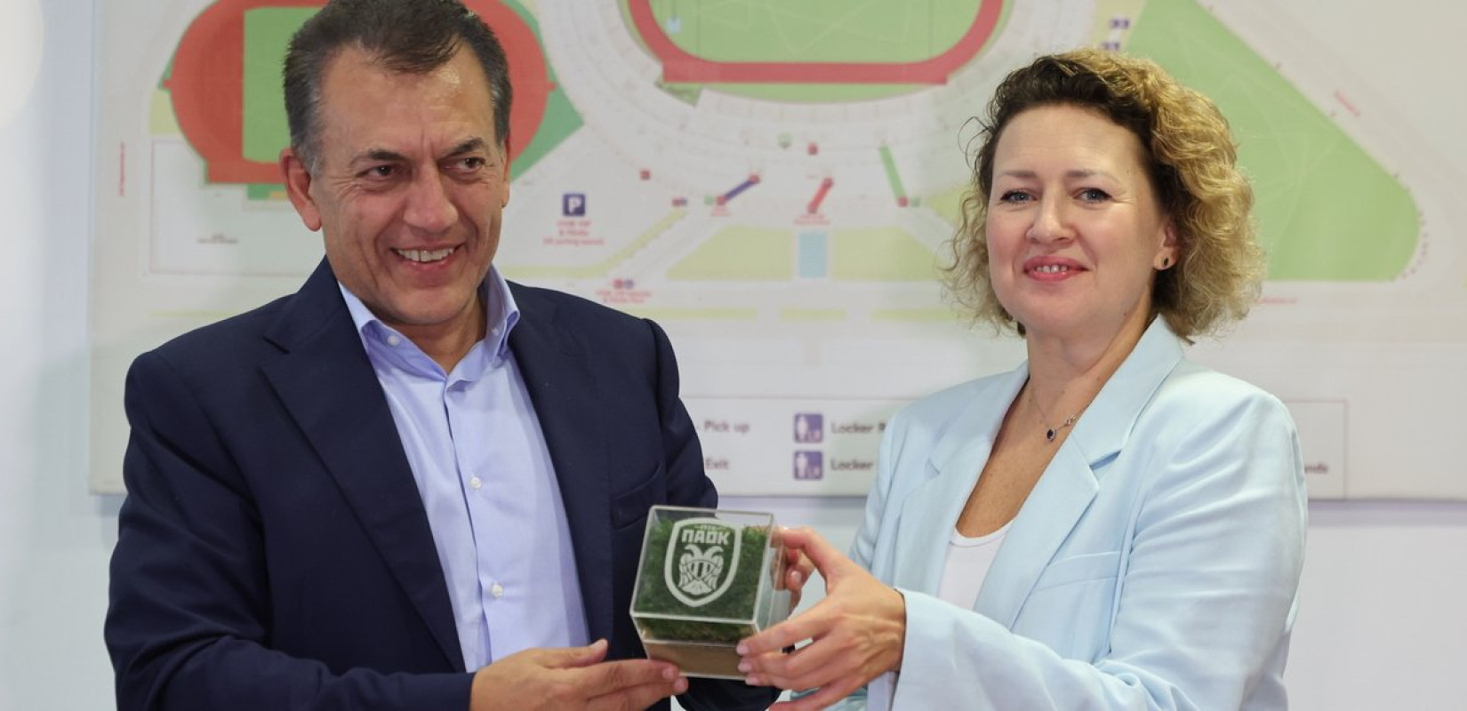 Τα αναμνηστικά δώρα του ΠΑΟΚ στον Βρούτση, η αισιοδοξία της Γκοντσάρεβα και η νέα σελίδα του Καυτανζογλείου