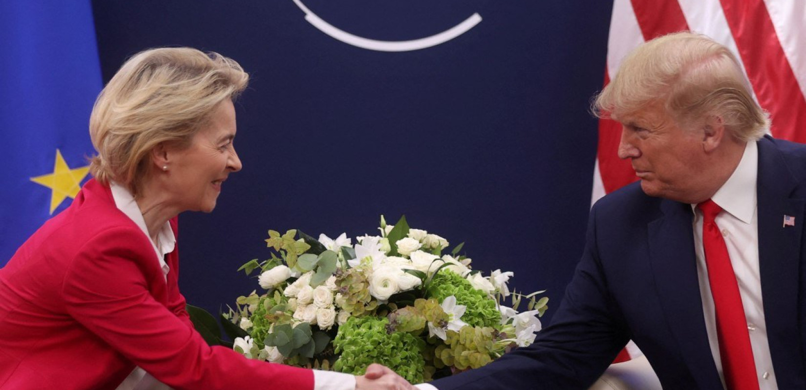 Επικοινωνία φον ντερ Λάιεν με Τραμπ και Ζελένσκι μετά την επίθεση στο Κίεβο