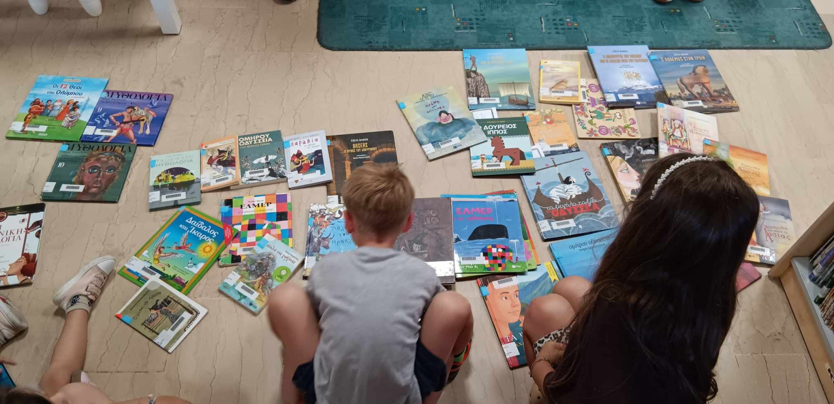 Ένα… παραμυθικό καλοκαίρι στην Καλαμαριά, την πόλη των παιδιών που αγαπούν το βιβλίο