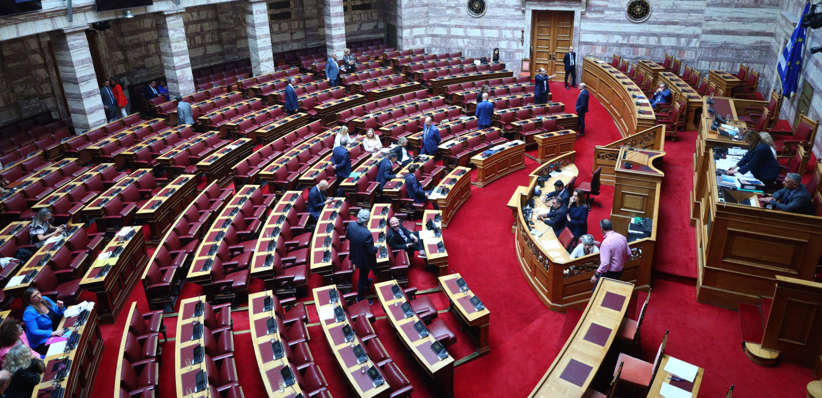 Βουλή: Στην Ολομέλεια για διήμερη συζήτηση το νέο εργασιακό νομοσχέδιο - Στήριξη από ΝΔ, πυρά από την αντιπολίτευση