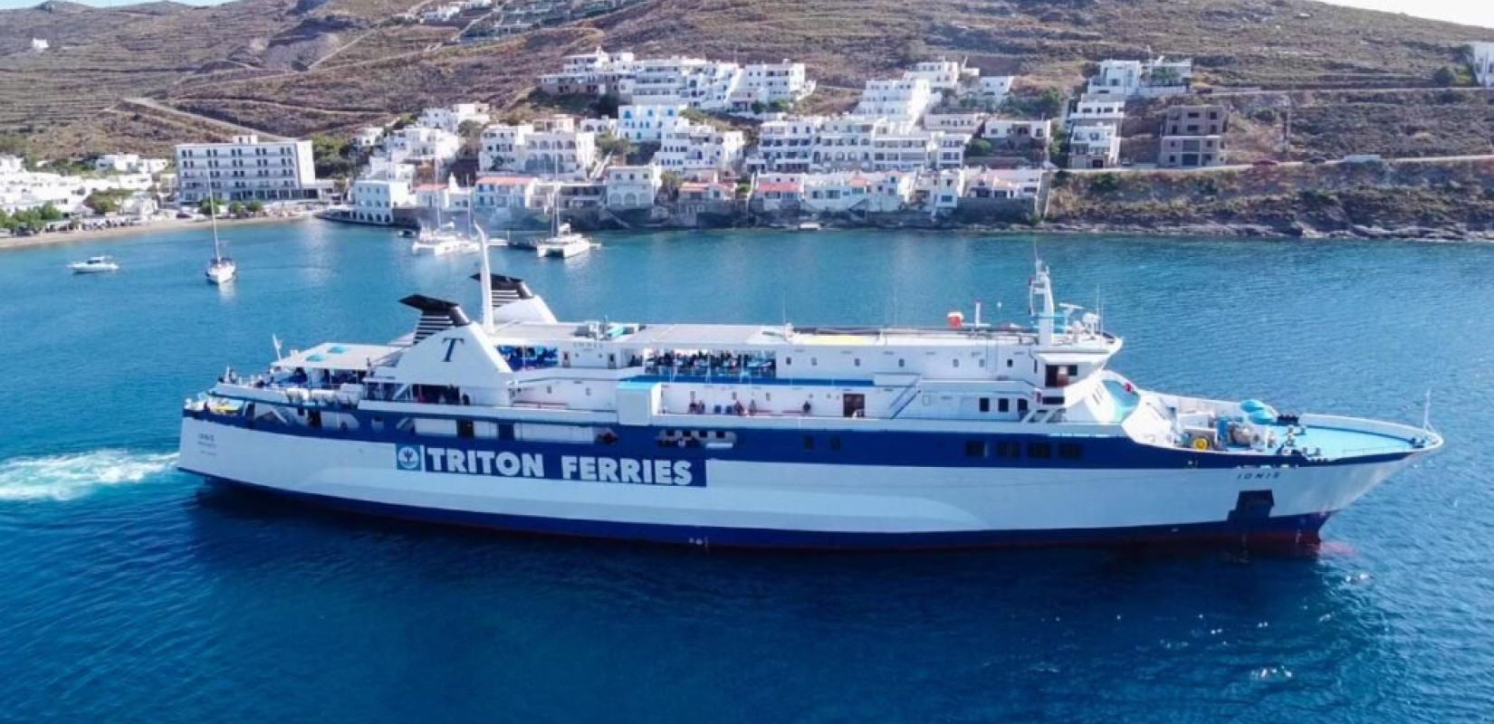 Μηχανική βλάβη και γενικό μπλακ άουτ στο πλοίο «Ιονίς» - Με ασφάλεια κατέπλευσε στο Λαύριο