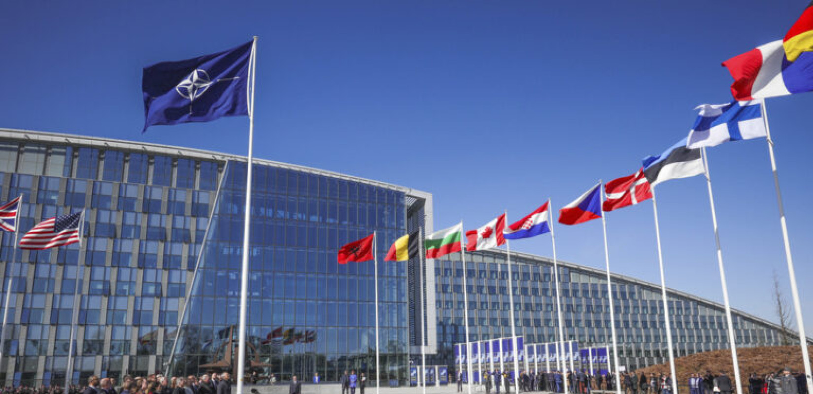 Συνεδριάζουν χώρες του ΝΑΤΟ σήμερα - Μεσανατολικό και Αμερικανικά στρατεύματα στην Πολωνία στο επίκεντρο