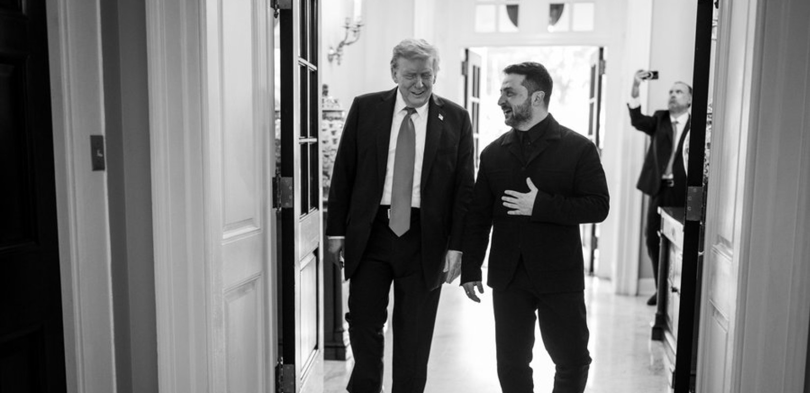 «Επιδιώκοντας την ειρήνη» – Η ανάρτηση του Λευκού Οίκου για τη συνάντηση Τραμπ – Ζελένσκι