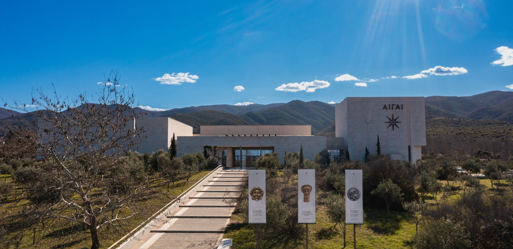 Μενδώνη από τις Αιγές: Τρέχει mega πρόγραμμα έργων - Ολοκληρώνεται και το Αρχαιολογικό Κτηματολόγιο