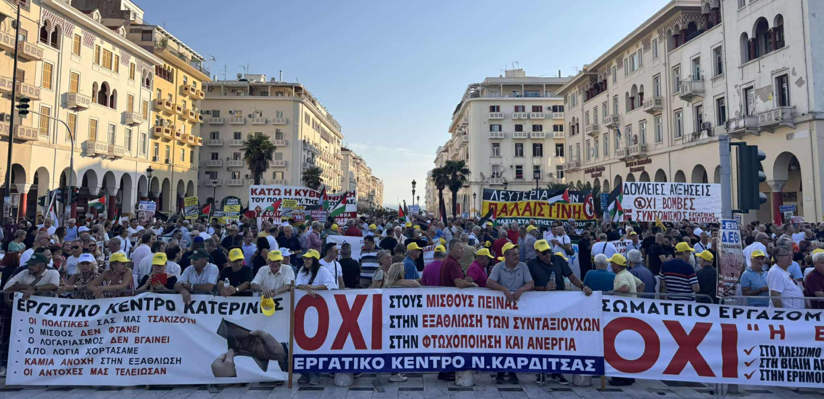 Θεσσαλονίκη - Συγκέντρωση ΓΣΕΕ και ΑΔΕΔΥ:  Ηχηρό μήνυμα ενάντια στο εργασιακό νομοσχέδιο (βίντεο)
