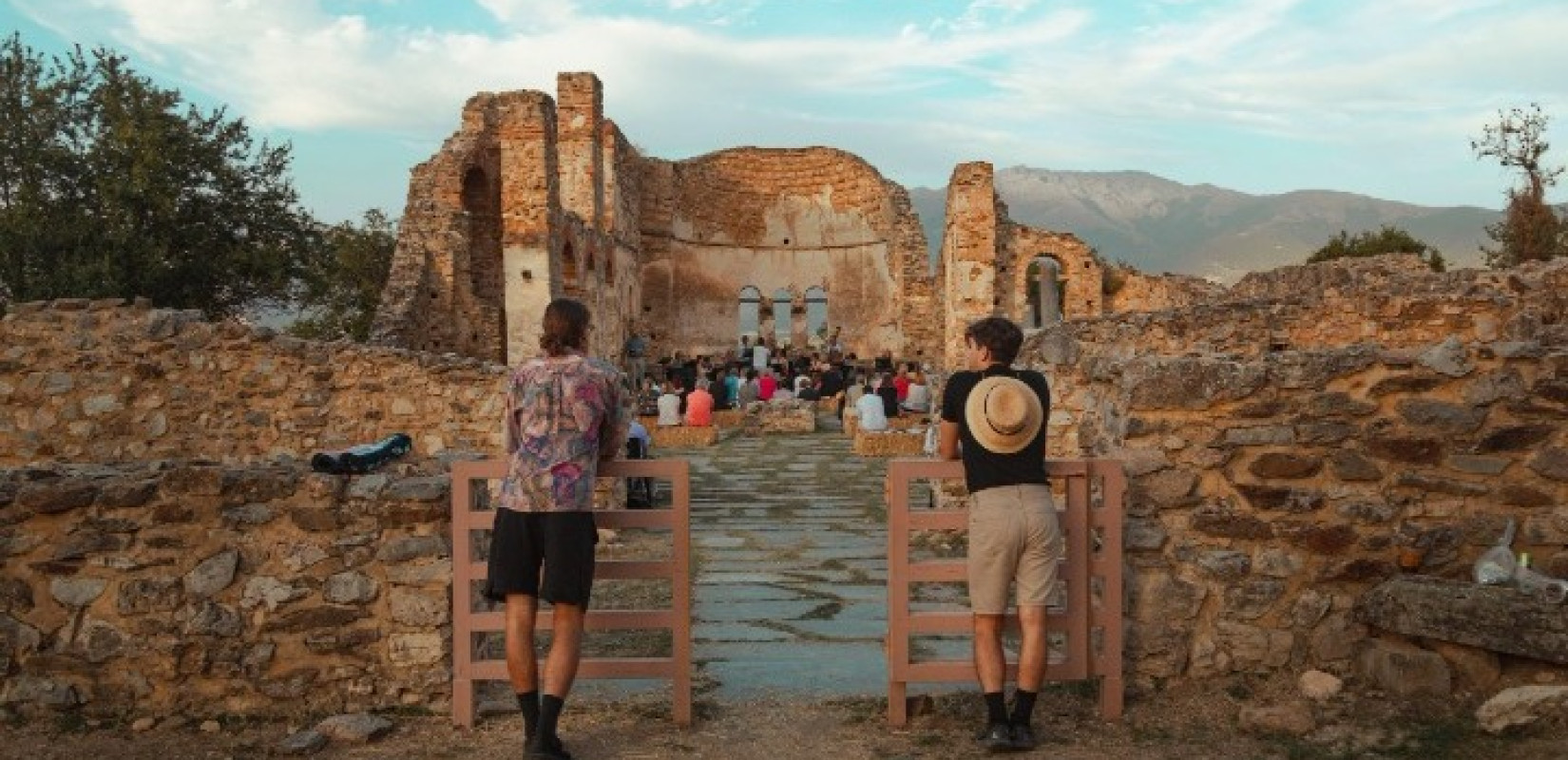 Ανοίγει η αυλαία στο πρώτο Διεθνές Φεστιβάλ Μουσικής TRIETHNÉS στις Πρέσπες