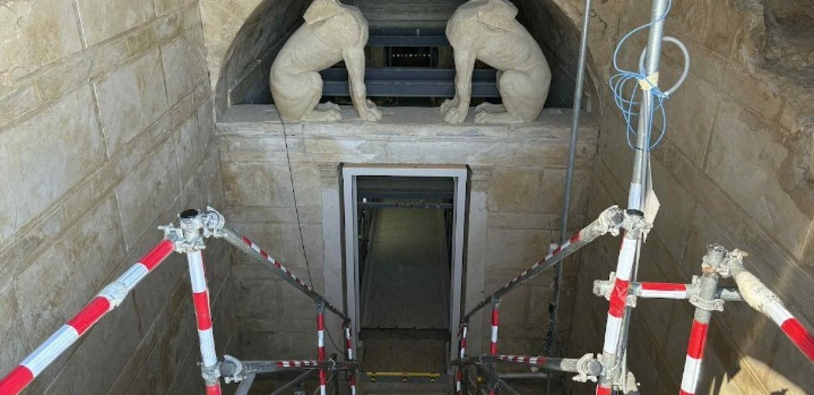 Σέρρες: Παραδίδεται το αργότερο έως τις αρχές του 2028 ο Τύμβος Καστά – Αυτοψία της υπ. Πολιτισμού Λ. Μενδώνη