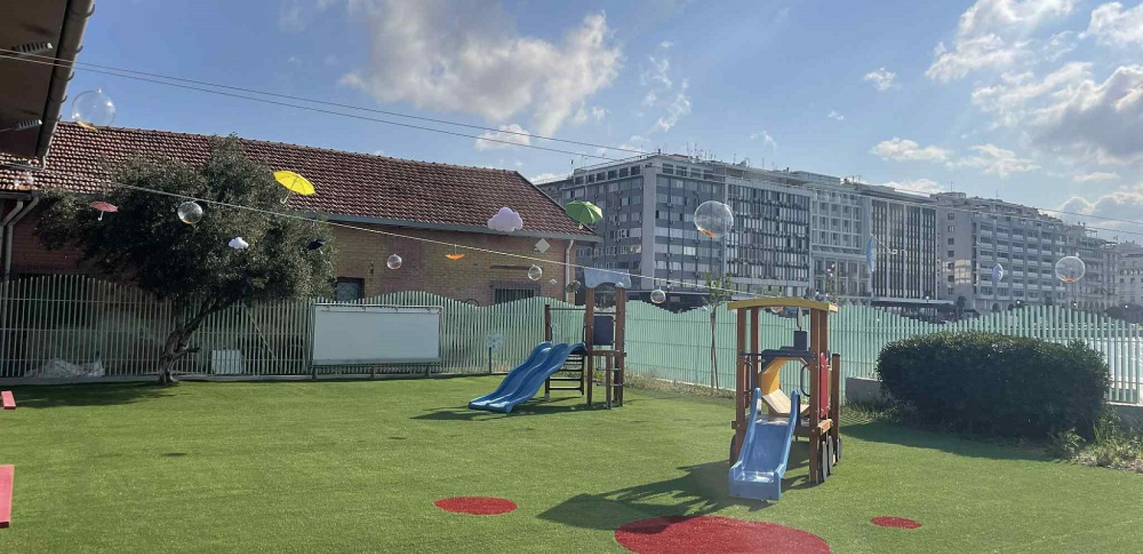 Θεσσαλονίκη: Ένας βρεφονηπιακός σταθμός «κόσμημα» λειτουργεί μετά από 15 χρόνια