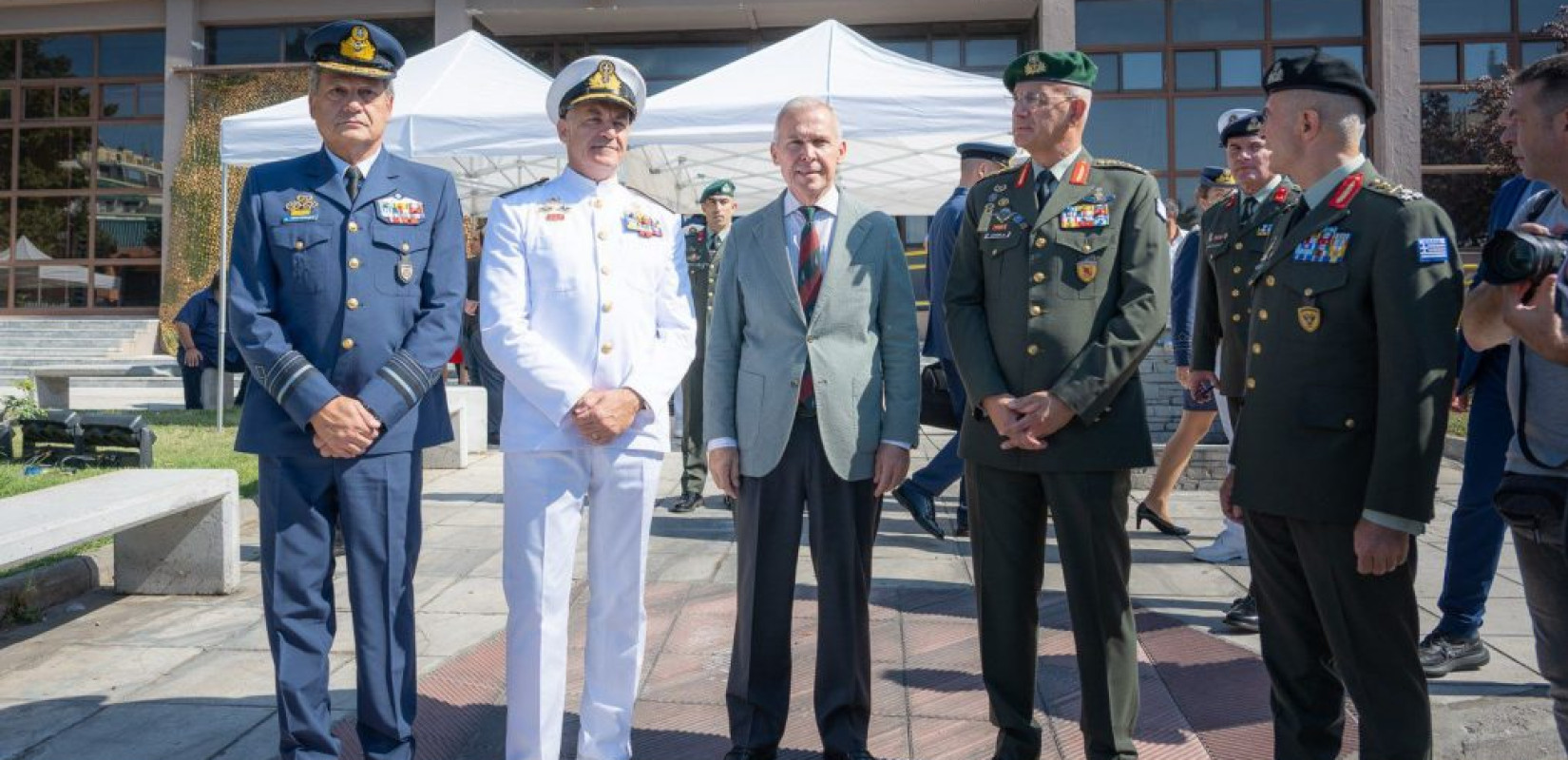 Θεσσαλονίκη: Eπισκέψεις Θ. Δαβάκη στο Γ’ Σώμα Στρατού, στη Στρατιωτική Σχολή Αξιωματικών και στο 424