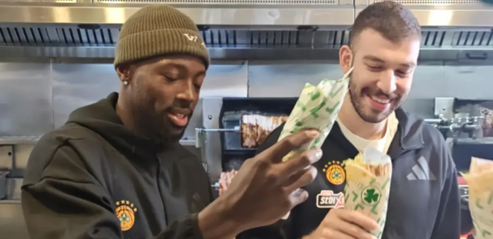 Μπάσκετ: Άφησαν την μπάλα και έγιναν τυλιχτές σε σουβλατζίδικο στη Μελβούρνη παίκτες του Παναθηναϊκού (βίντεο)