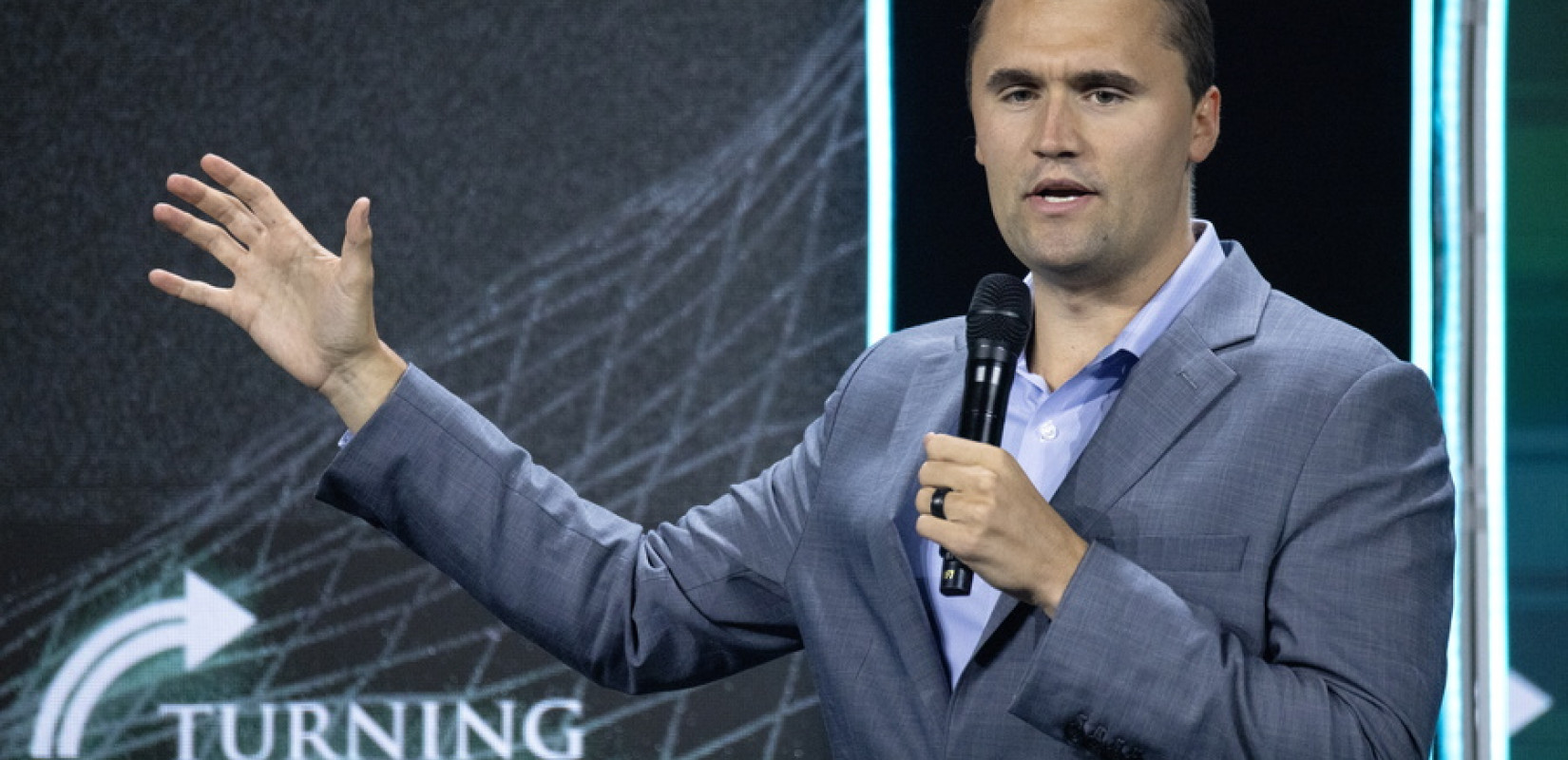 Συγκλονίζει τις ΗΠΑ η δολοφονία του «φιλοτραμπικού» Τσάρλι Κερκ