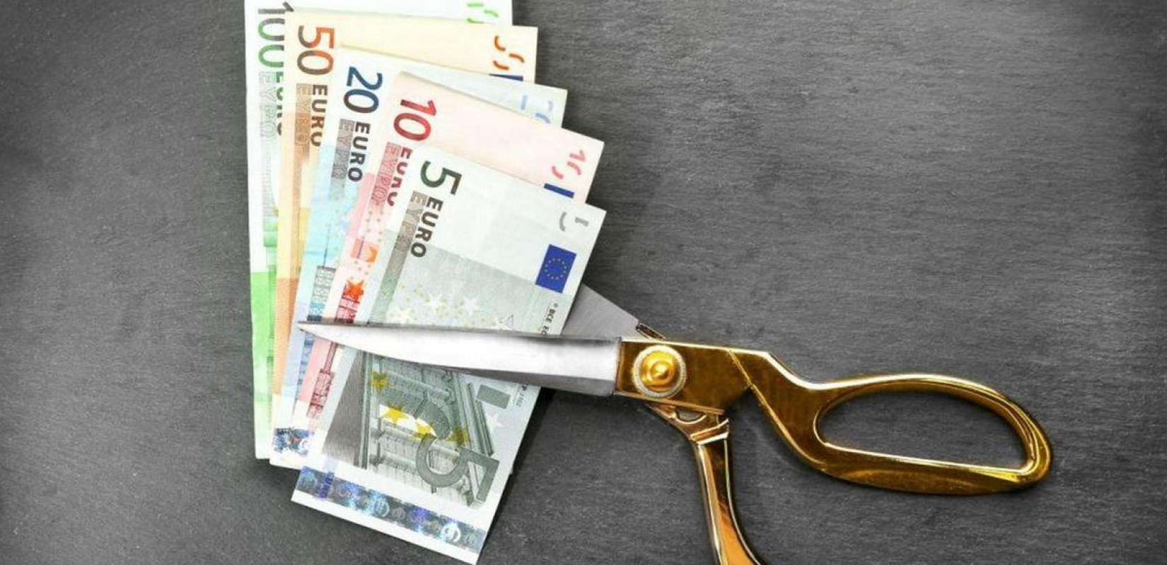 Πανδημία… ακρίβειας απειλεί να φέρει η ευλογιά των προβάτων
