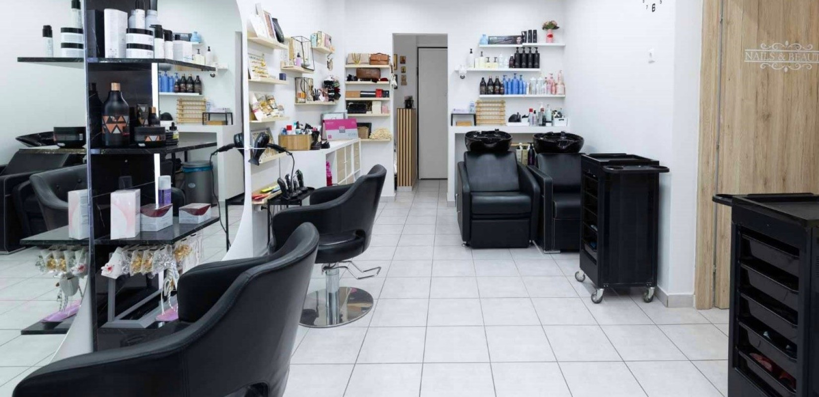 GlaM Hair Nails & Beauty Saloon – Μία νέα «υπογραφή» ομορφιάς στη Χαριλάου