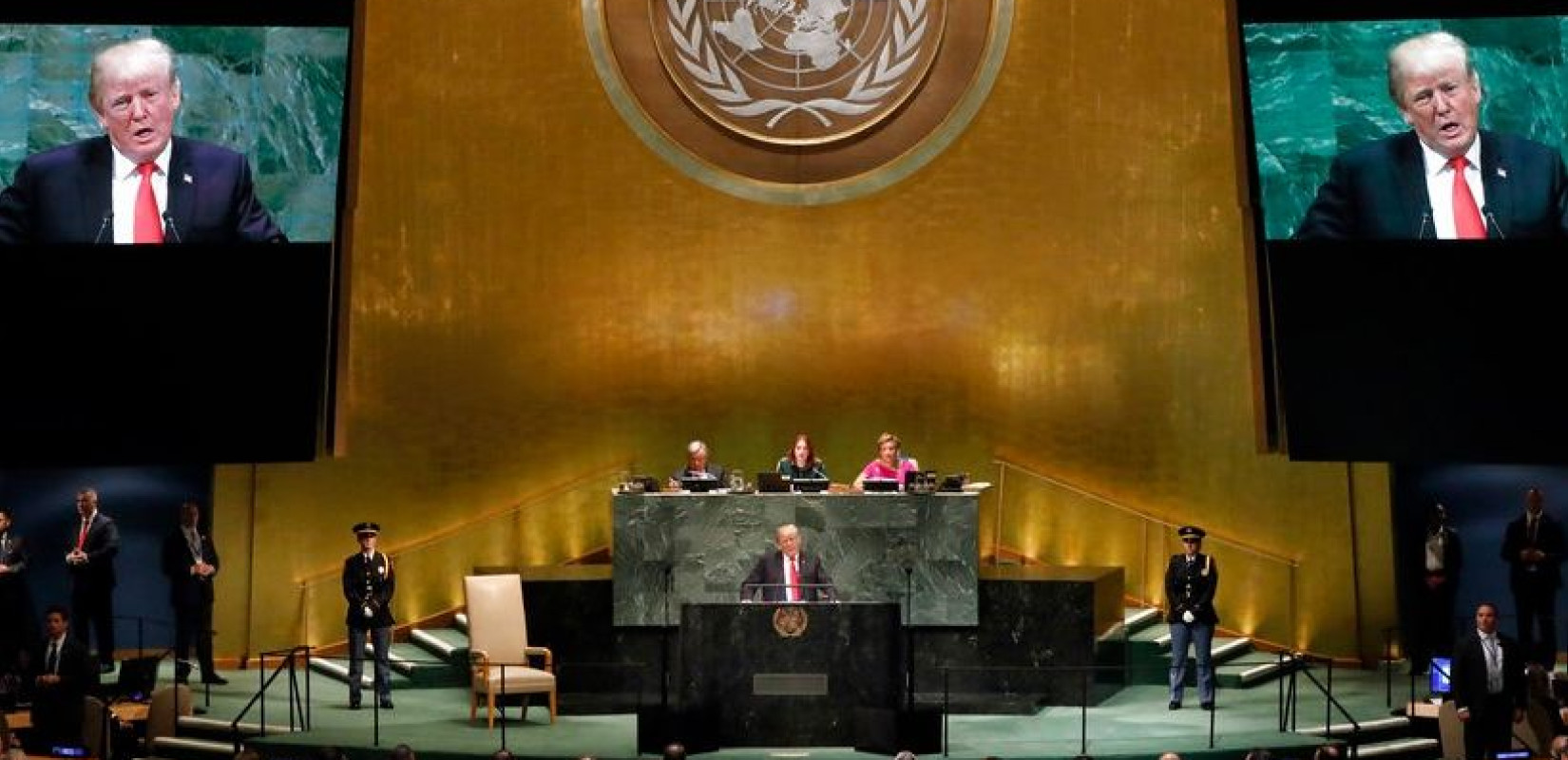 Τραμπ στον ΟΗΕ: «Το 54% των κρατουμένων στην Ελλάδα είναι αλλοδαποί - Απάτη η κλιματική αλλαγή»