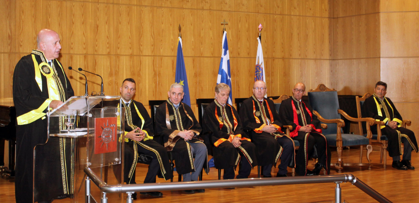 Επίτιμος Διδάκτορας του Τμήματος Οργάνωσης και Διοίκησης Επιχειρήσεων της Σχολής Επιστημών Διοίκησης Επιχειρήσεων του Πανεπιστημίου Μακεδονίας αναγορεύτηκε χθες το βράδυ ο Πρόεδρος και Διευθύνων Σύμβουλος της εταιρίας «BESPOKE SGA HOLDINGS Α.Ε.», καθώς κα