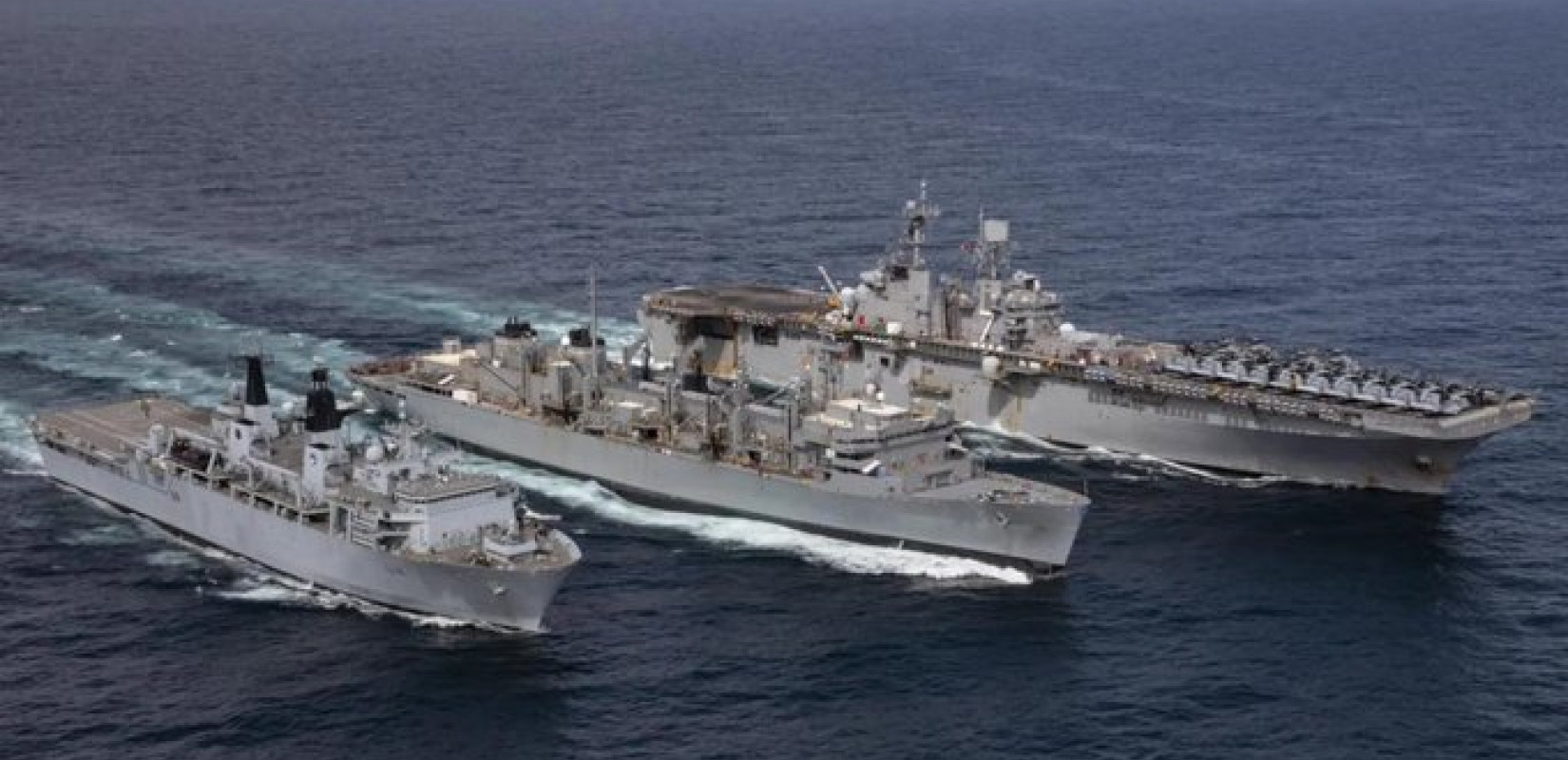 Οι ΗΠΑ κατέστρεψαν «προκυμαία» στη Βενεζουέλα - Κατά τον Τραμπ συνδεόταν με διακίνηση ναρκωτικών