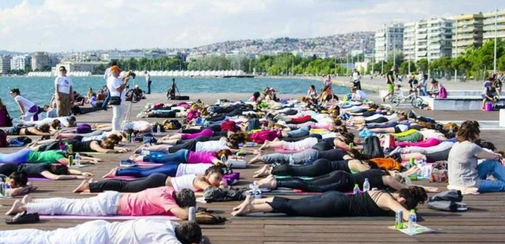 Από σήμερα πιλάτες, γιόγκα και TRX στη Νέα Παραλία