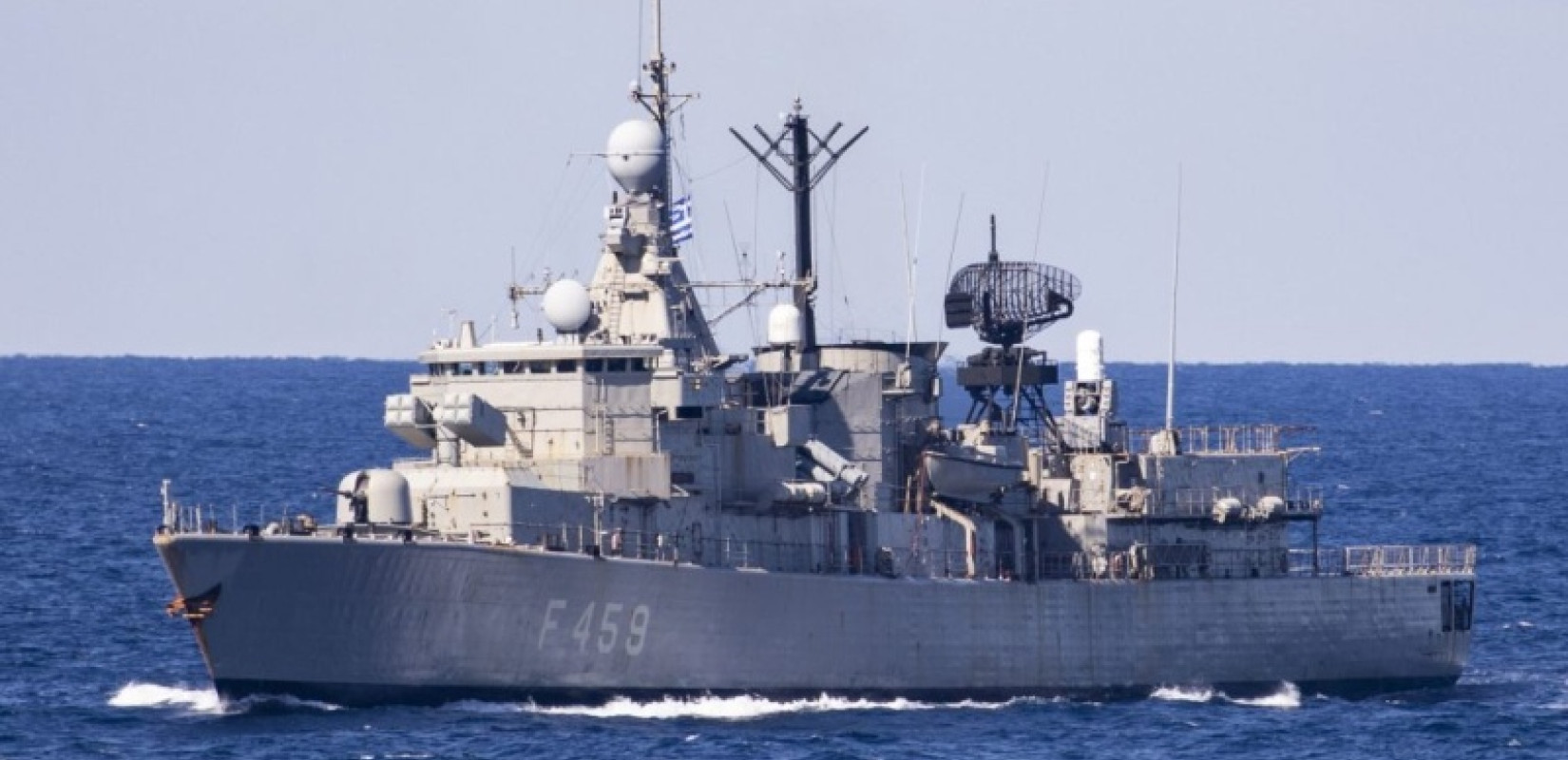 Ανοιχτά για το κοινό έως αύριο τα πολεμικά πλοία σε Θεσσαλονίκη και Πειραιά - Εορτασμοί για την 28η Οκτωβρίου