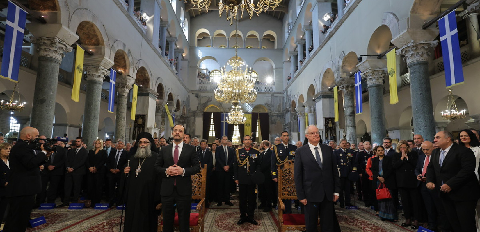 Θεσσαλονίκη: Χιλιάδες πιστοί στον Άγιο Δημήτριο - Παρουσία Τασούλα - Χριστοδουλίδη οι εκδηλώσεις (βίντεο)