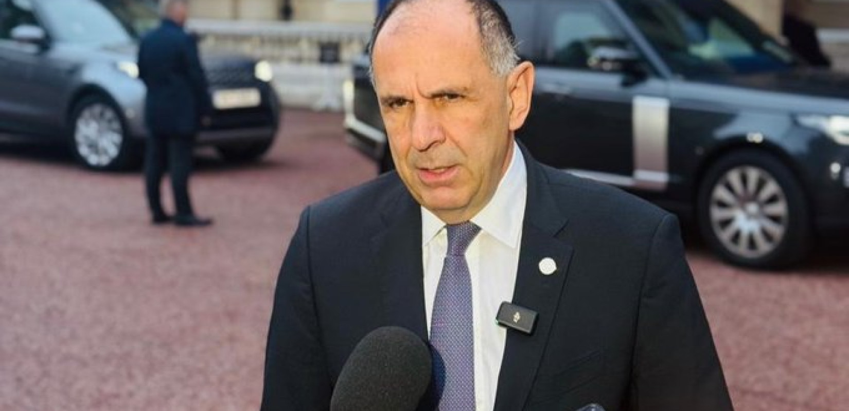 Γεραπετρίτης: Καμία απειλή για Σούδα - Θα συνεχιστούν οι επιχειρήσεις επαναπατρισμού Ελλήνων από τη Μ. Ανατολή