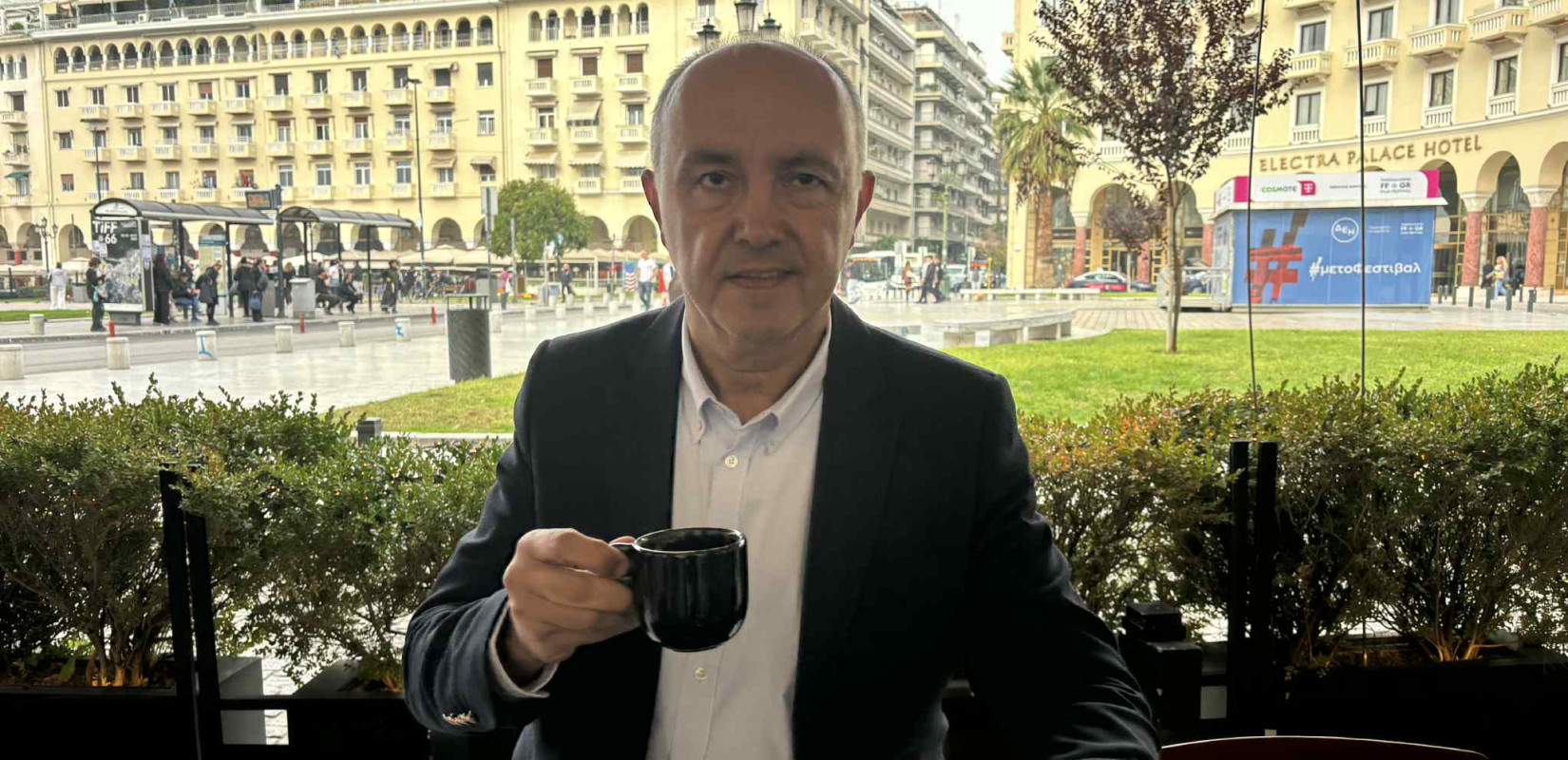 Πρωϊνός καφές με τον Θόδωρο Καράογλου (βίντεο)