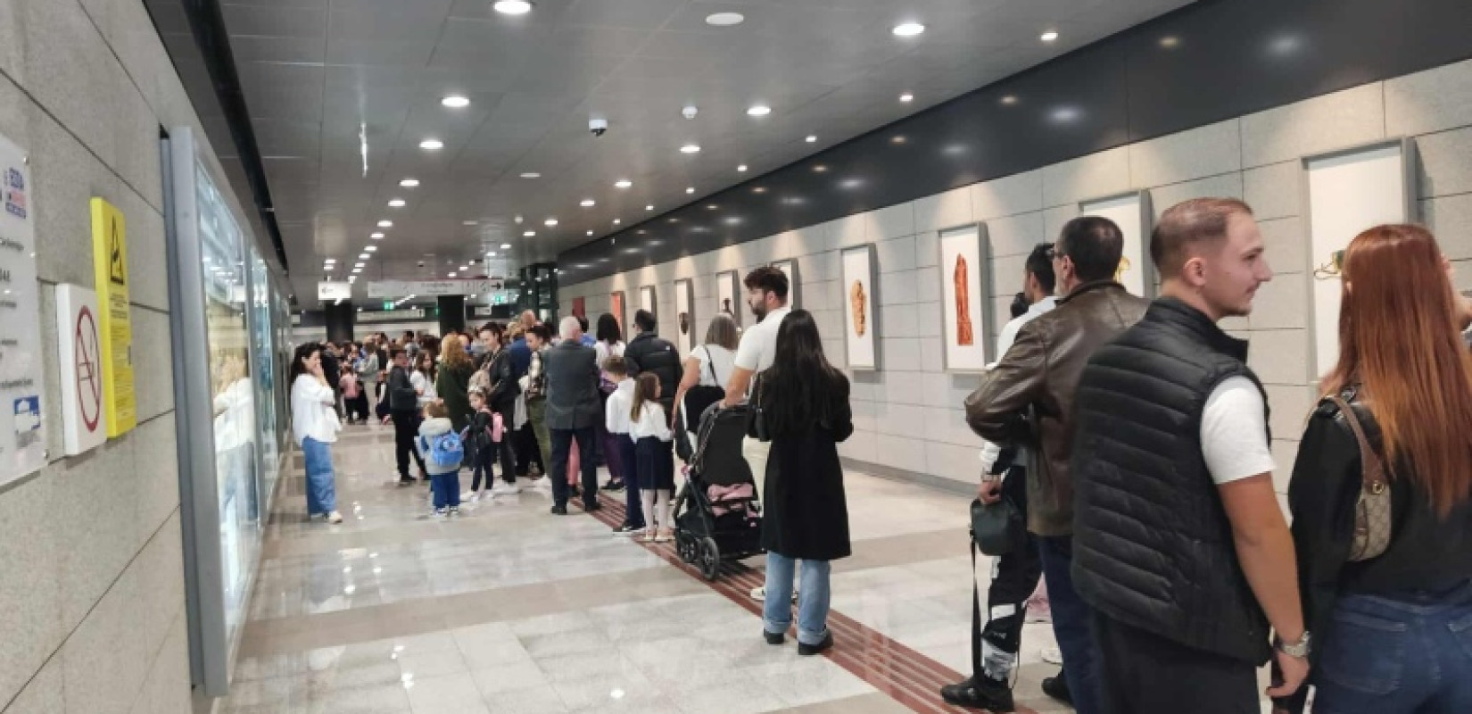 Μετρό Θεσσαλονίκης: Ταλαιπωρία για εκατοντάδες επιβάτες, λόγω προβλημάτων στην έκδοση εισιτηρίων