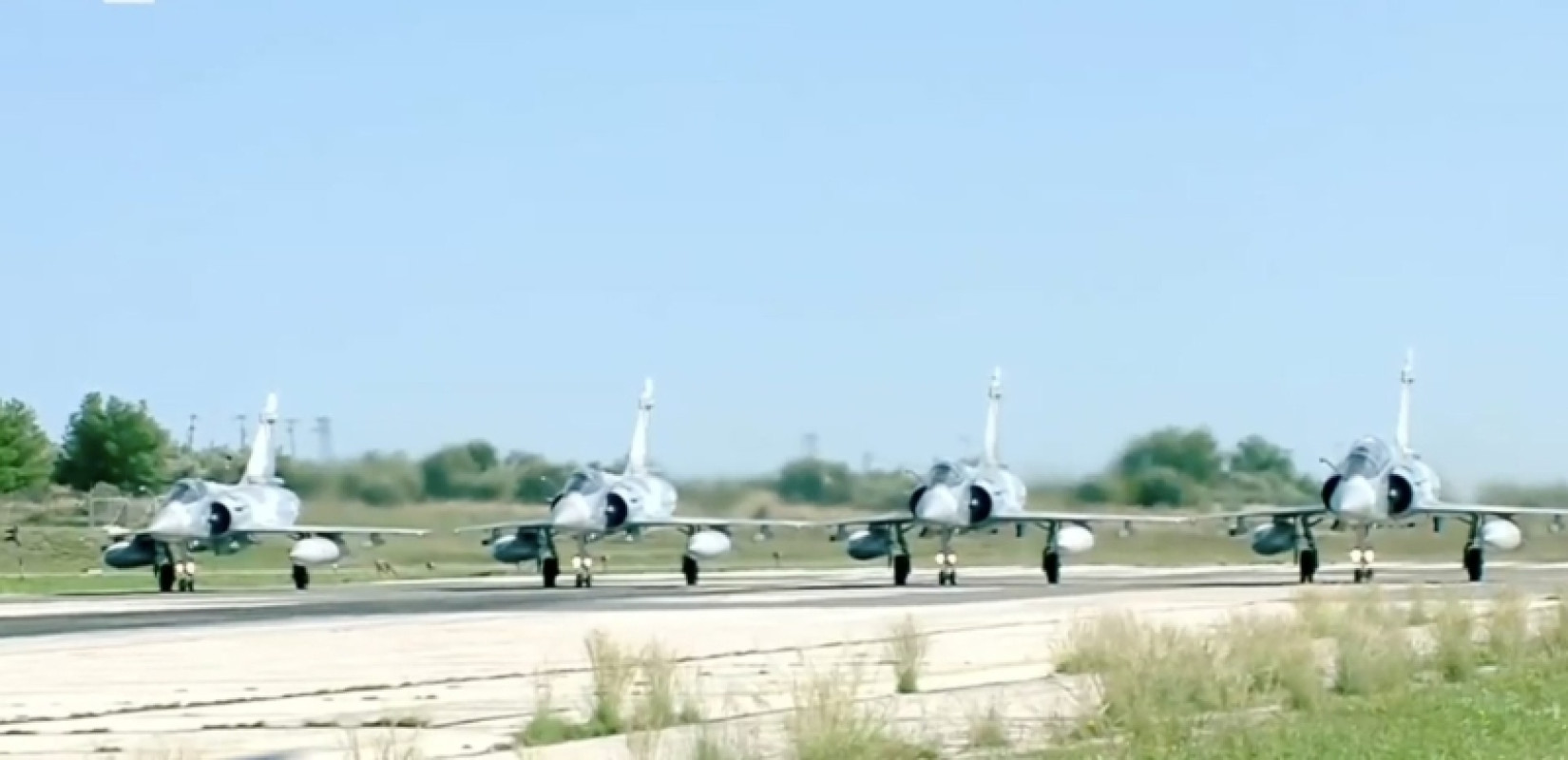 Η Τανάγρα «ζωντάνεψε» με Mirage και Rafale - Εντυπωσιακή παρουσίαση ισχύος (βίντεο)