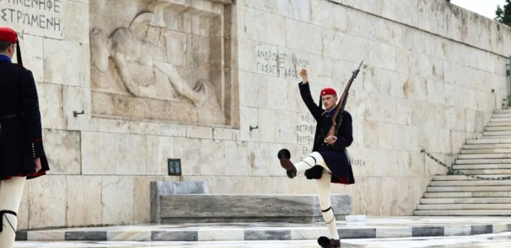 Ο Άγνωστος Στρατιώτης: Σύμβολο θυσίας, μνήμης και εθνικής ταυτότητας