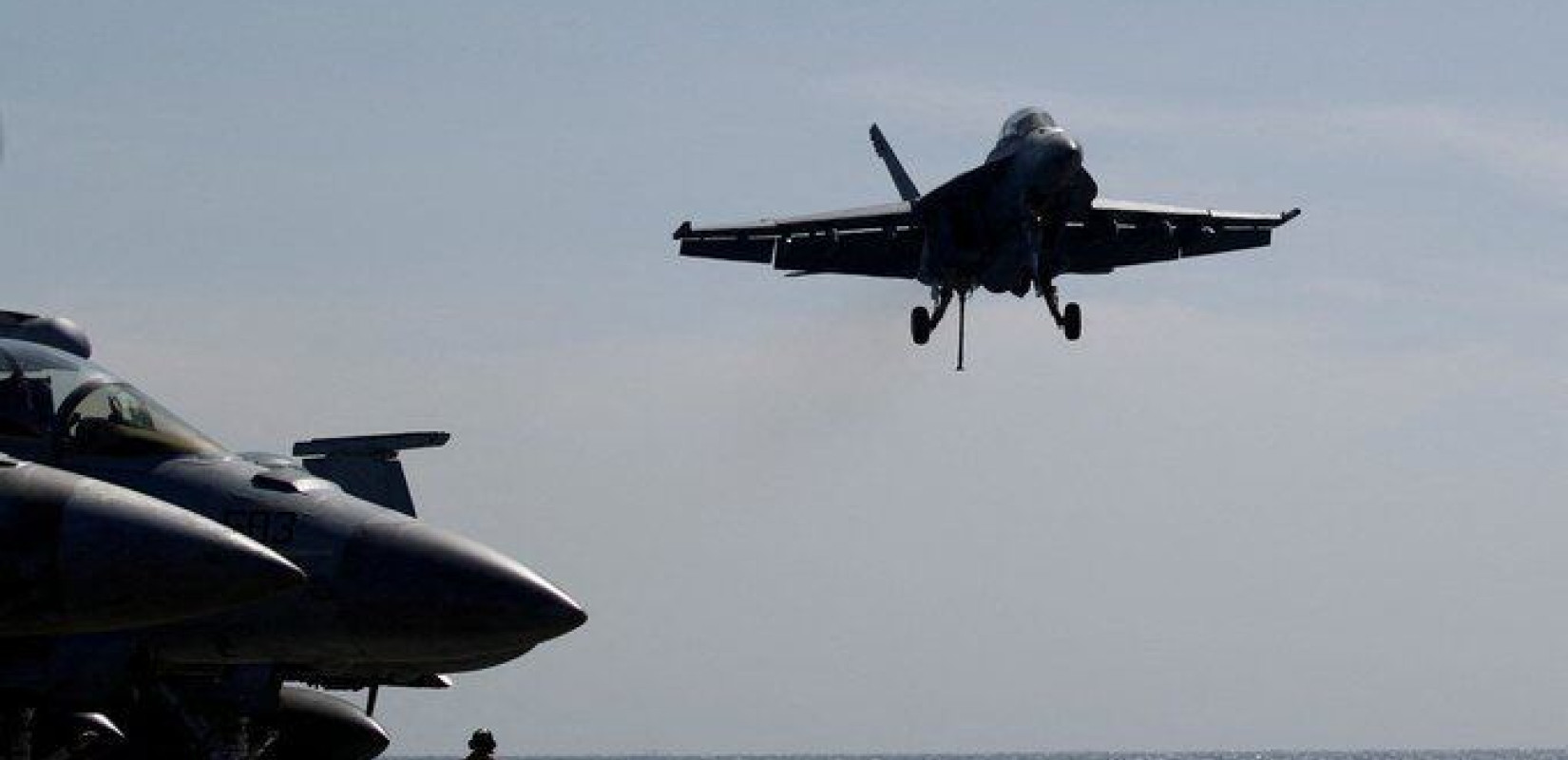 ΗΠΑ: Μαχητικό αεροσκάφος και ελικόπτερο κατέπεσαν στη Νότια Σινική Θάλασσα