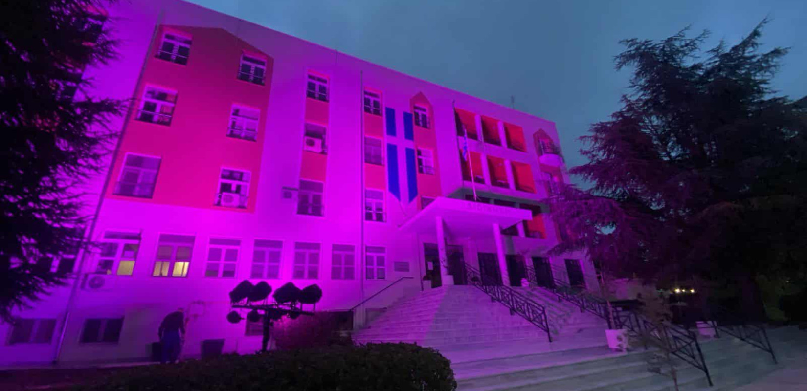 Θεσσαλονίκη: Στα ροζ «ντύθηκε» το νοσοκομείο Παπανικολάου για την Παγκόσμια Ημέρα Πρόληψης κατά του Καρκίνου του Μαστού