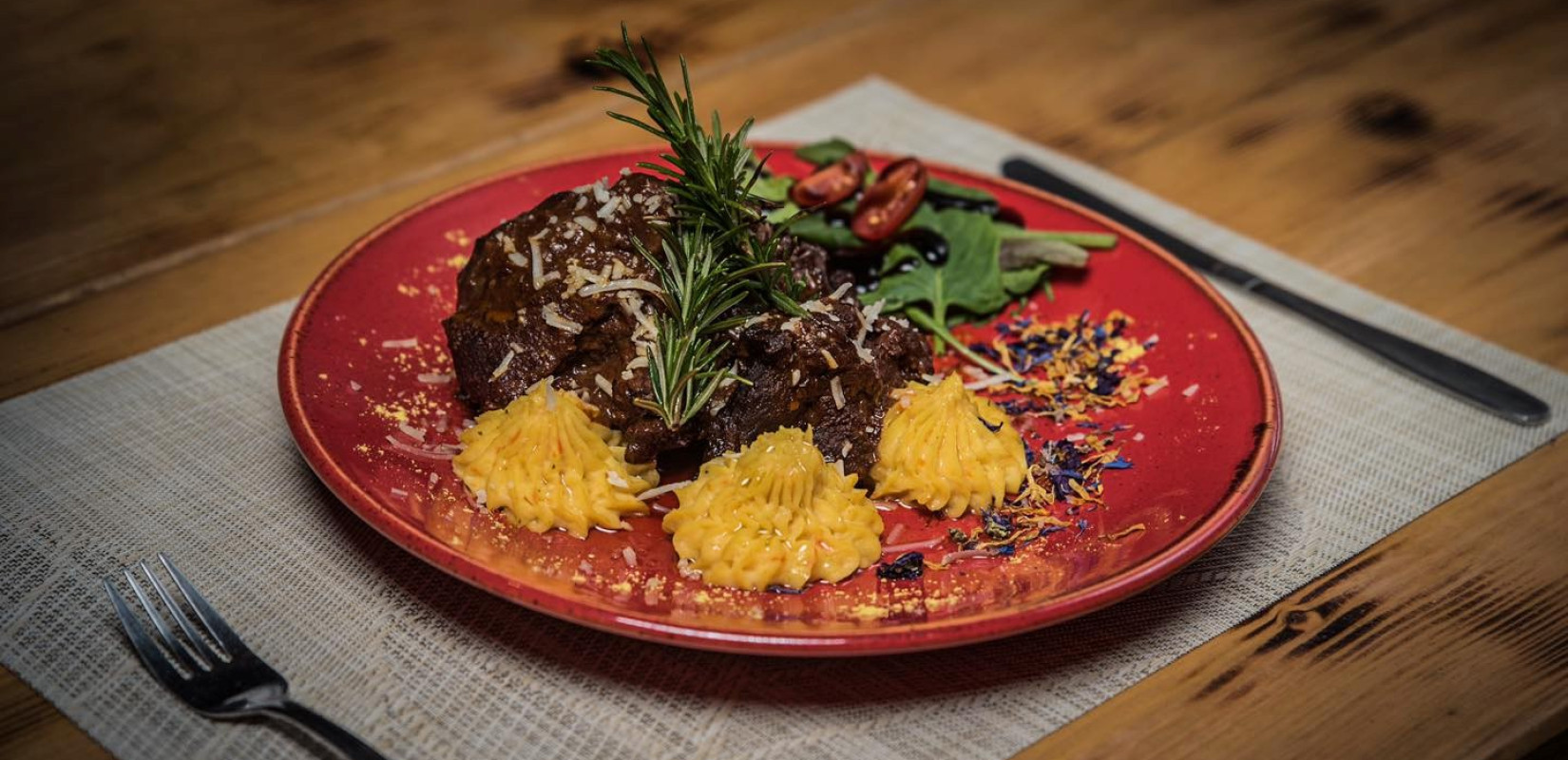 Voras Gefsis: Ένα αυθεντικό γαστρονομικό ταξίδι στις πλαγιές του Όρους Βόρα